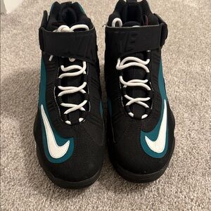 Nike Men Ken Griffeys